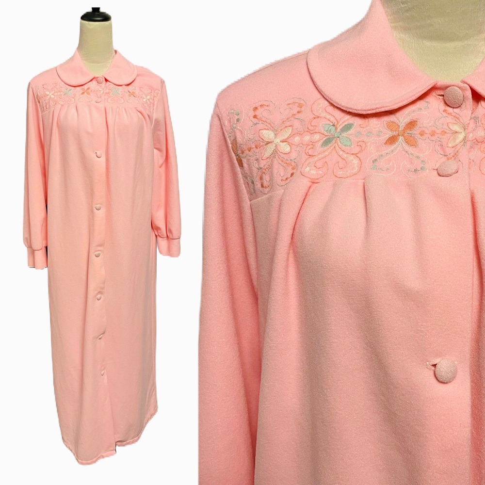 Vintage 60s 70s Philmaid Embroidered Fleece Robe Swing Duster House Coat Medium